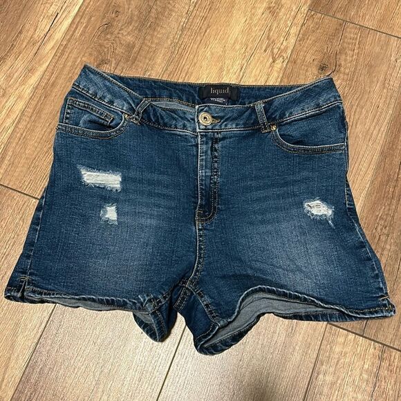 Liquid x jeans short - Picture 1 of 3
